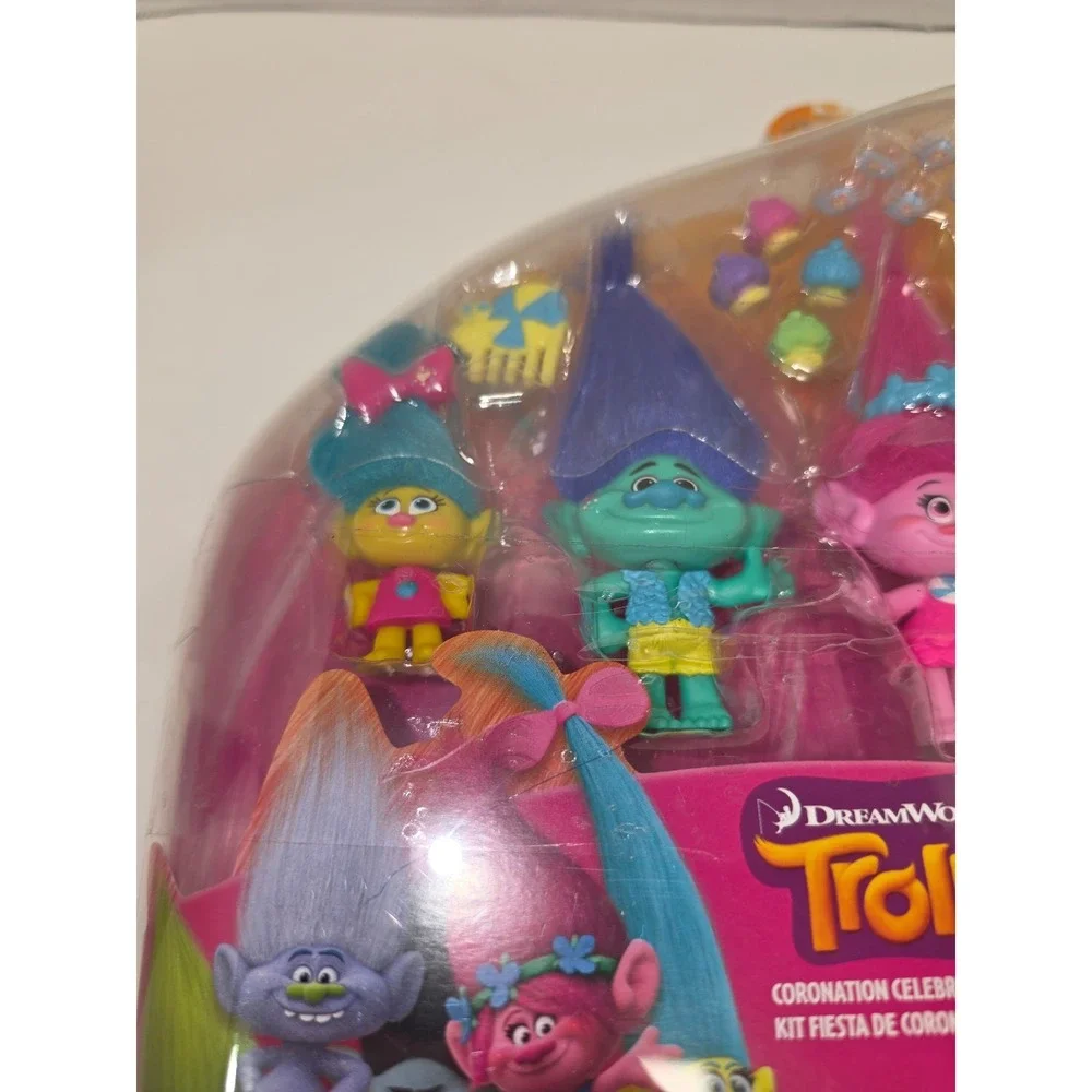 Hasbro‎ DreamWorks Trolls Coronation Celebration Pack 2016 Toys R Us Exclusive